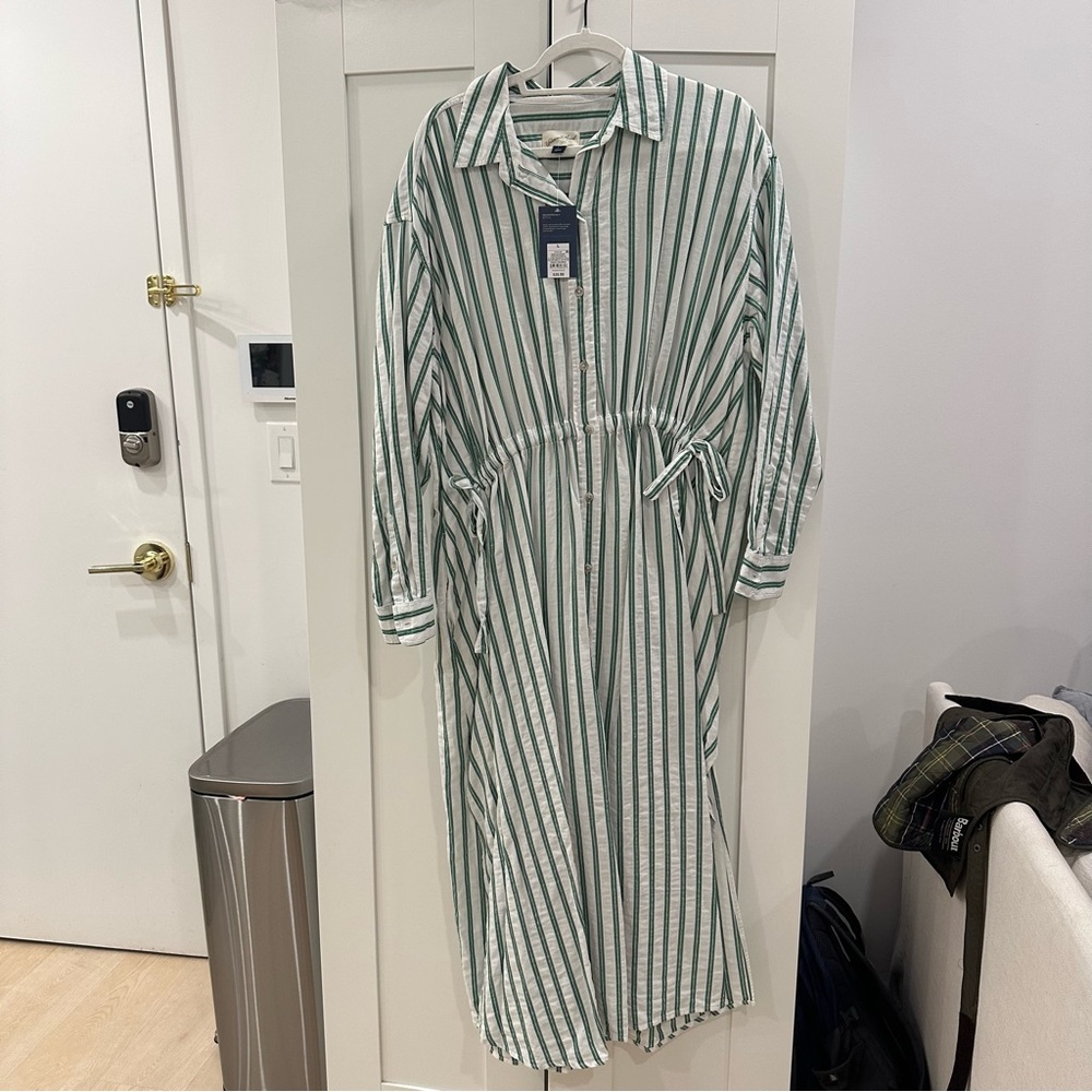 Universal Thread Green and White Striped Long Sleeve Dress